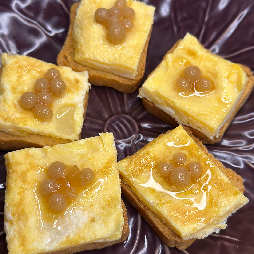 Tortilla con perlas de jamón